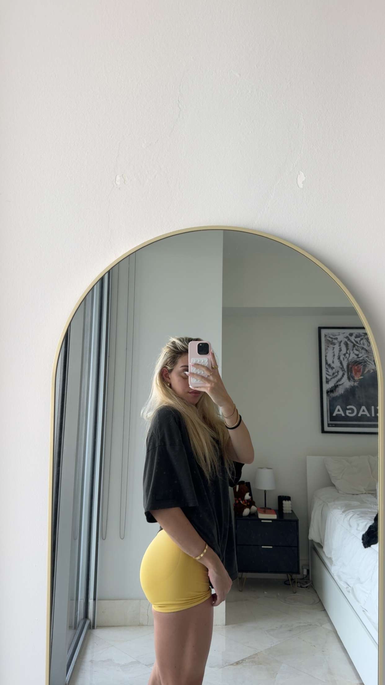 bellarenaldii snapchat image archive image