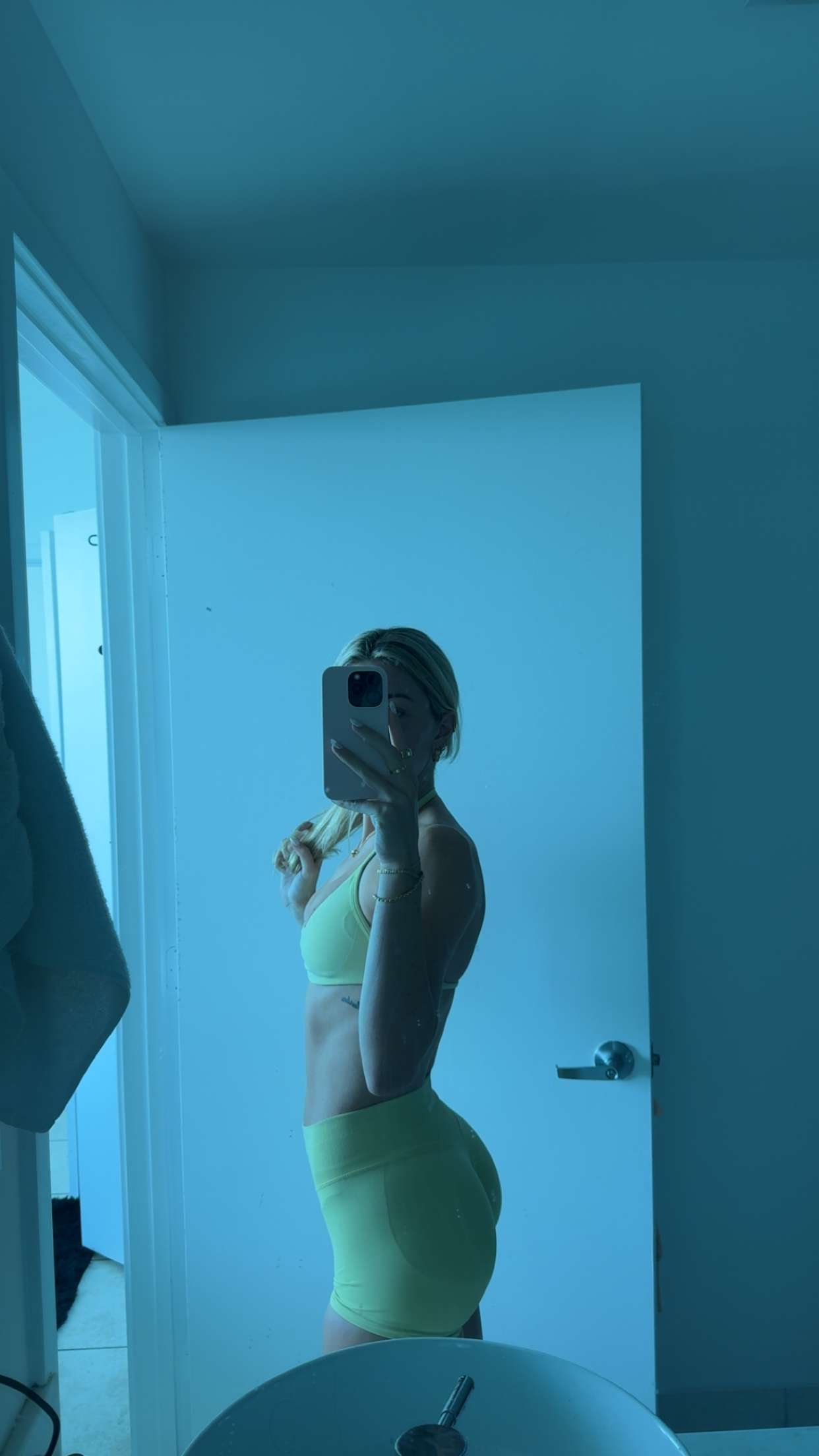 bellarenaldii snapchat image archive image