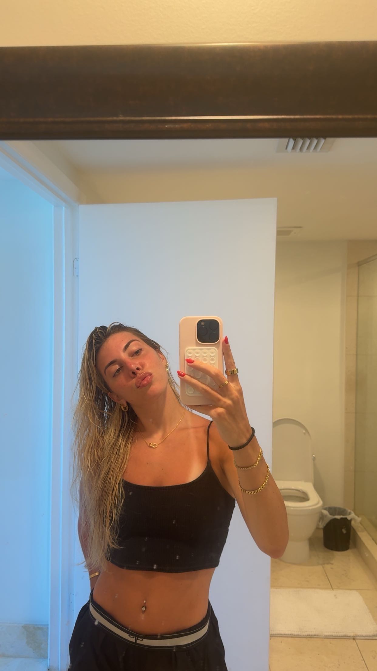 bellarenaldii snapchat image archive image