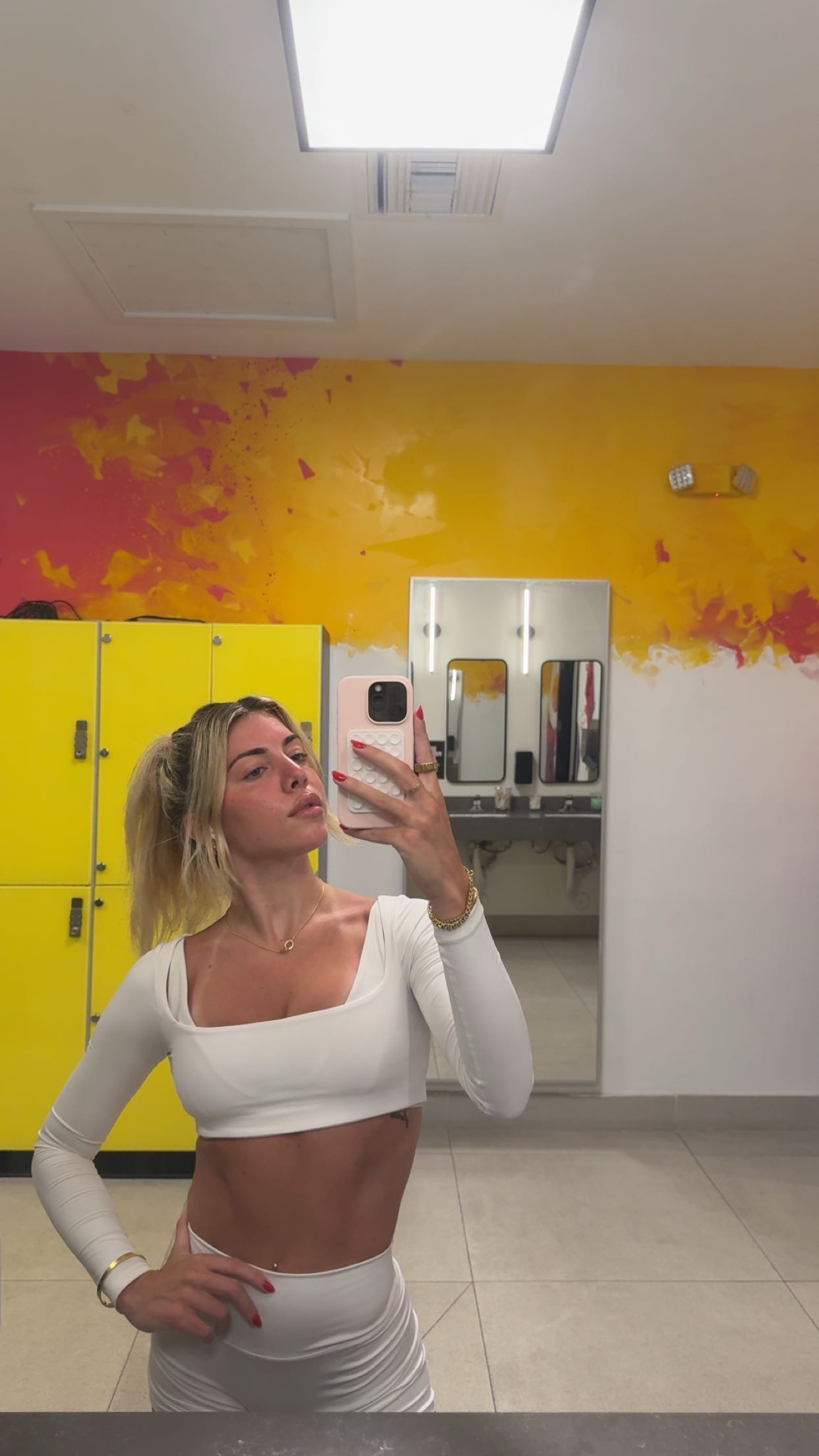 bellarenaldii snapchat image archive image