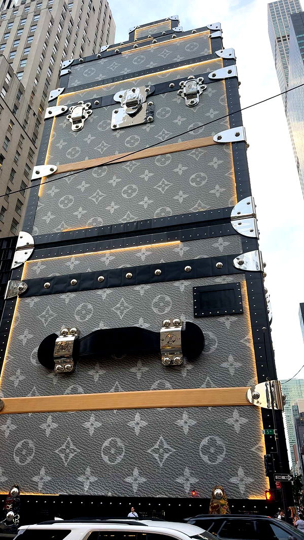 bellarenaldii image ~ Altpins