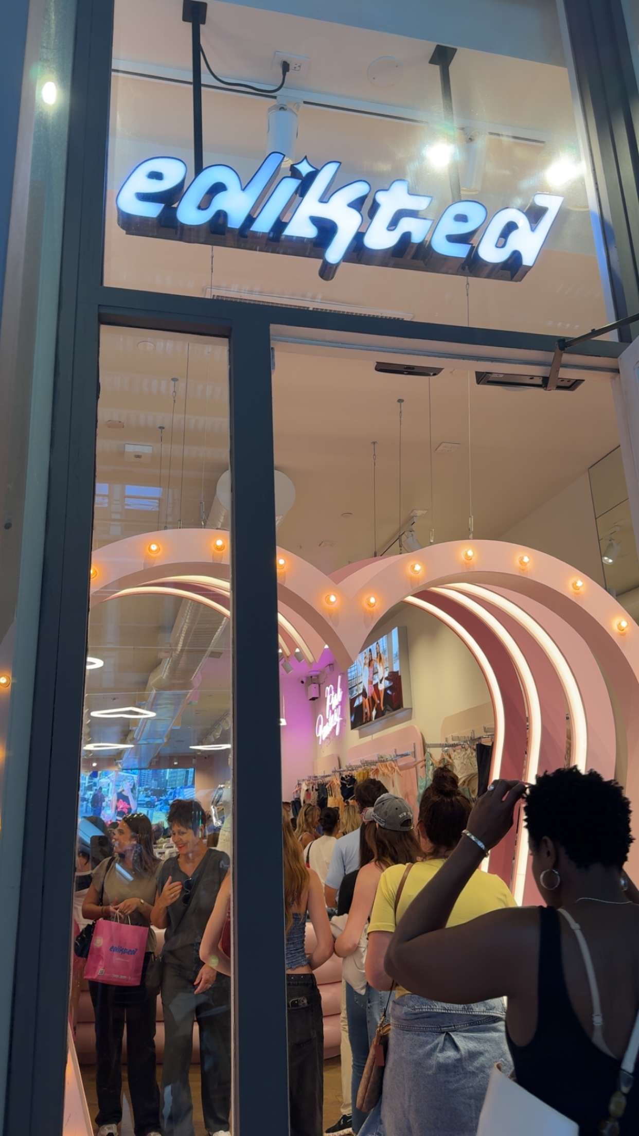 bellarenaldii snapchat image archive image