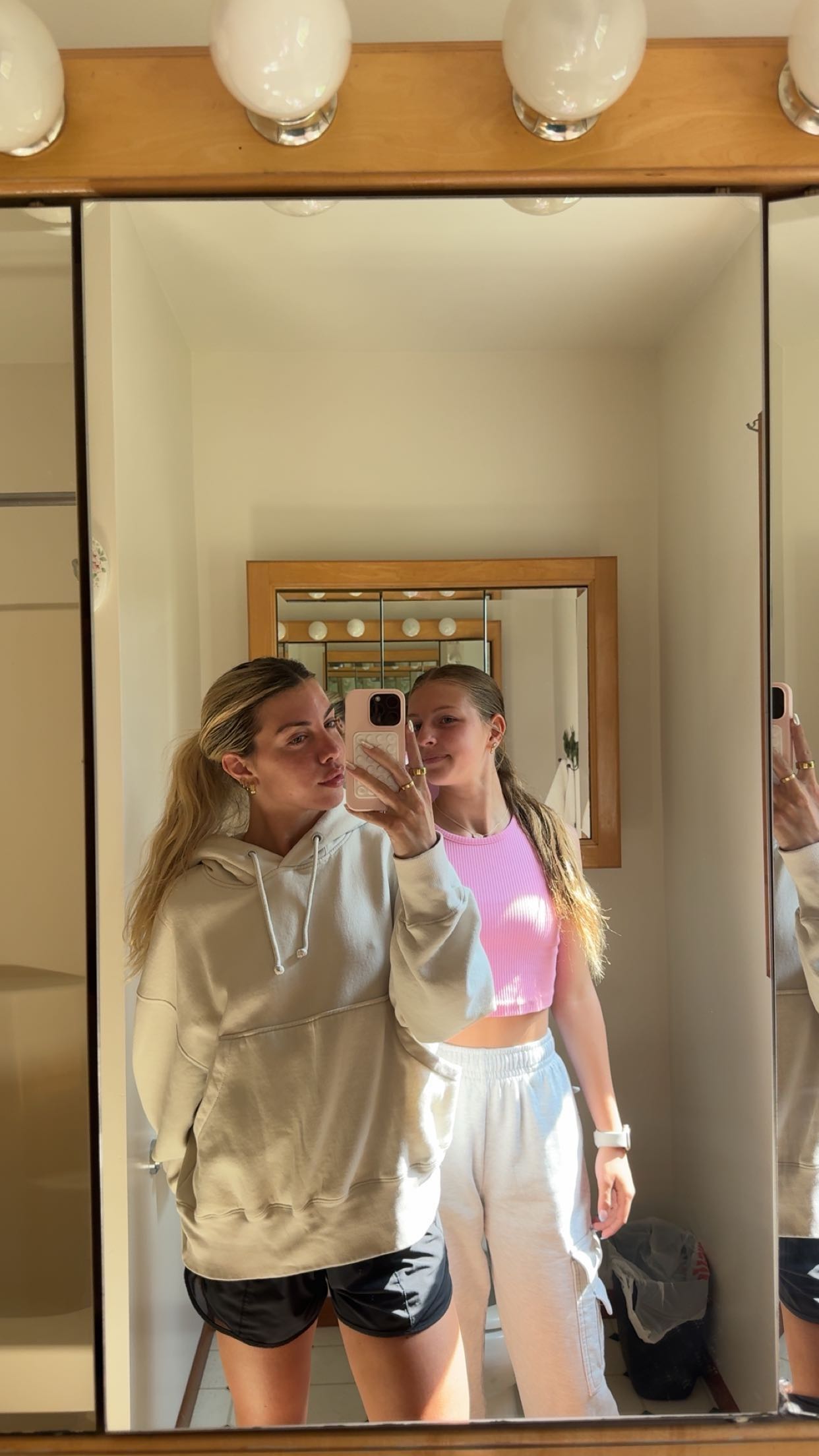 bellarenaldii snapchat image archive image