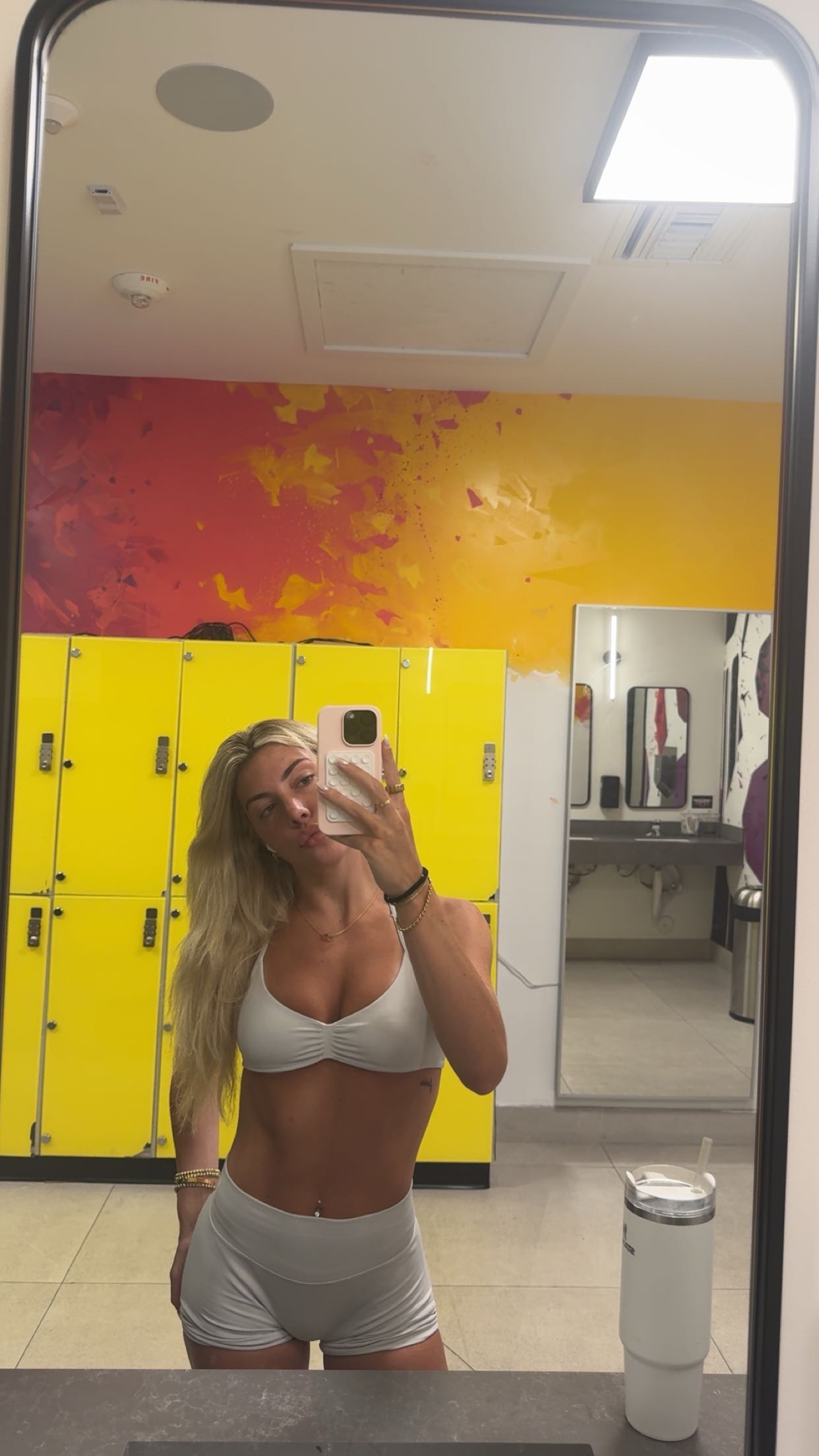 bellarenaldii snapchat image archive image