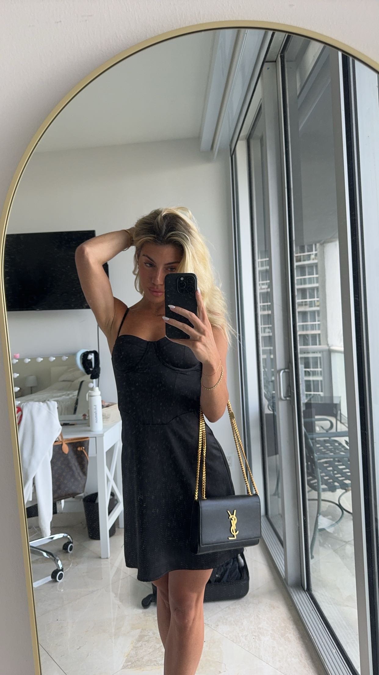 bellarenaldii snapchat image archive image