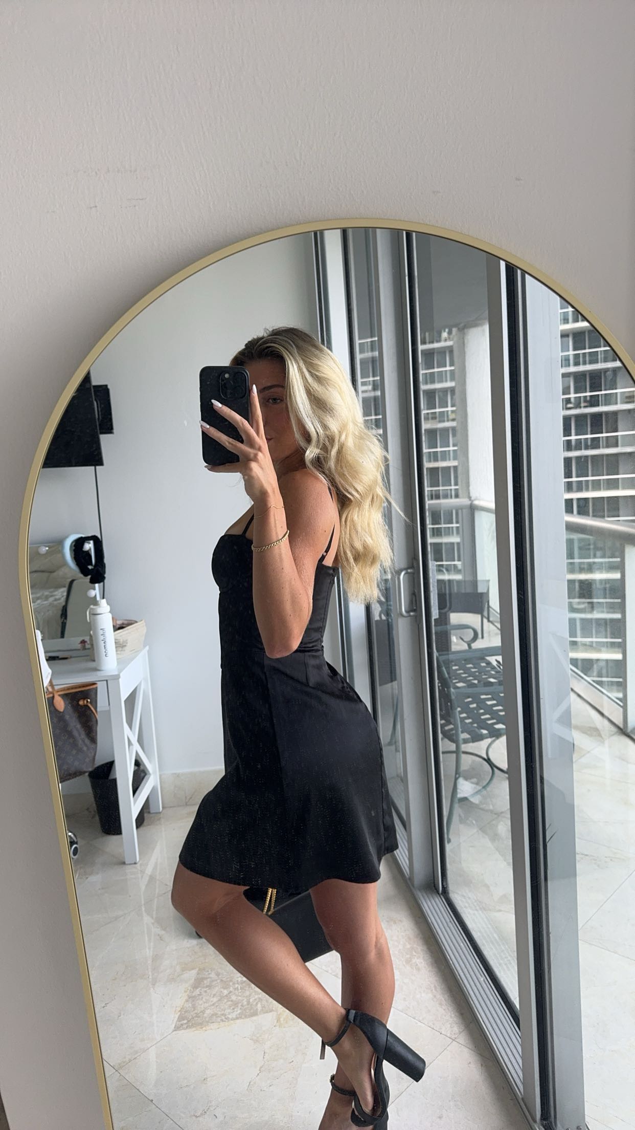 bellarenaldii snapchat image archive image