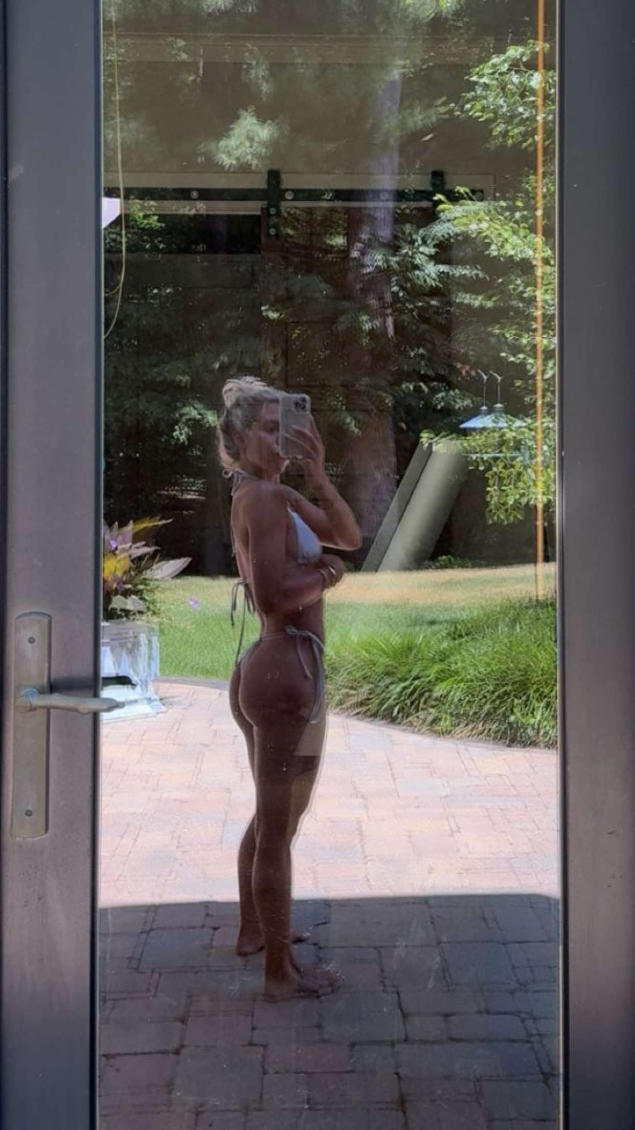 bellarenaldii snapchat image archive image