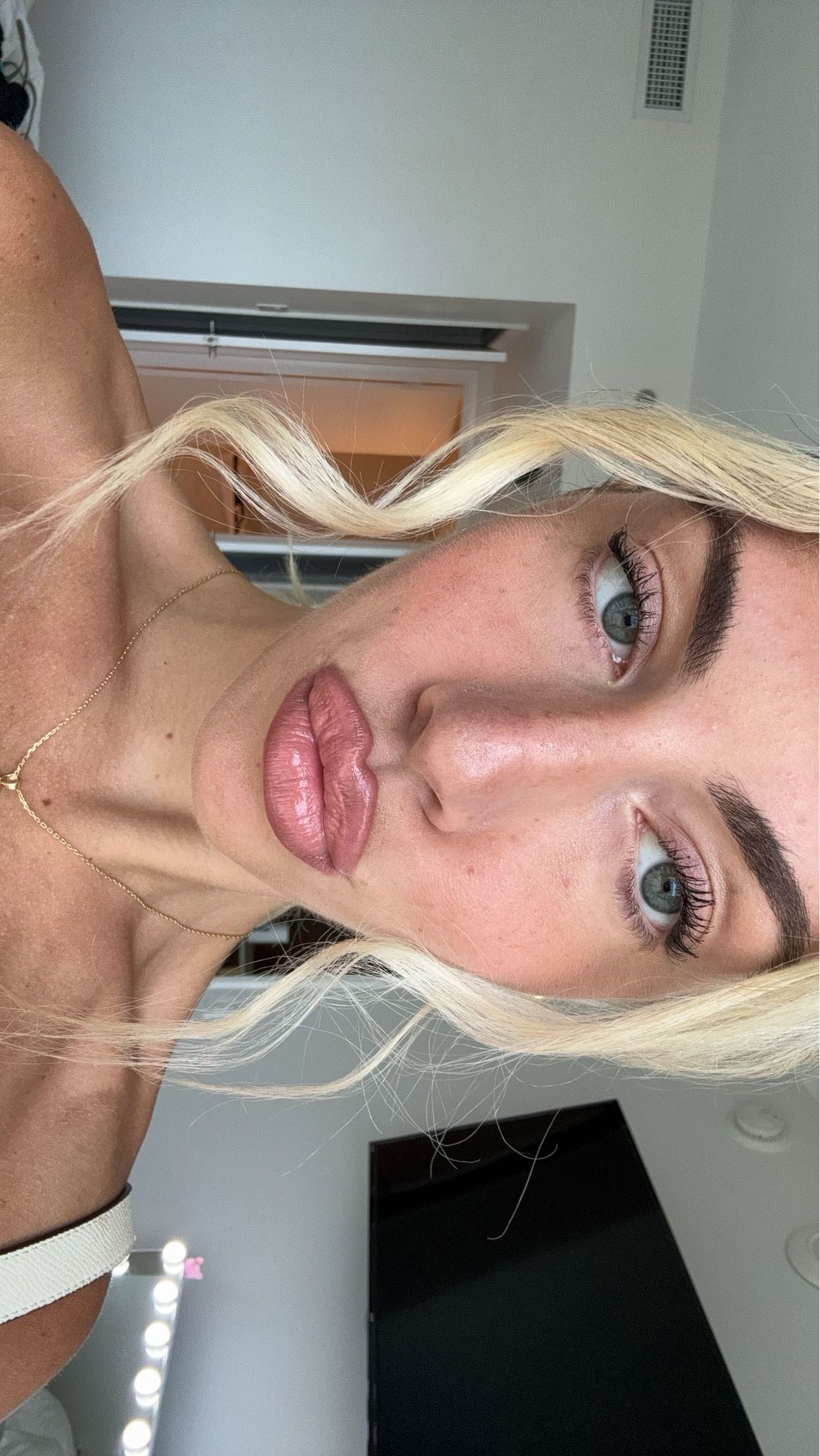 bellarenaldii snapchat image archive image