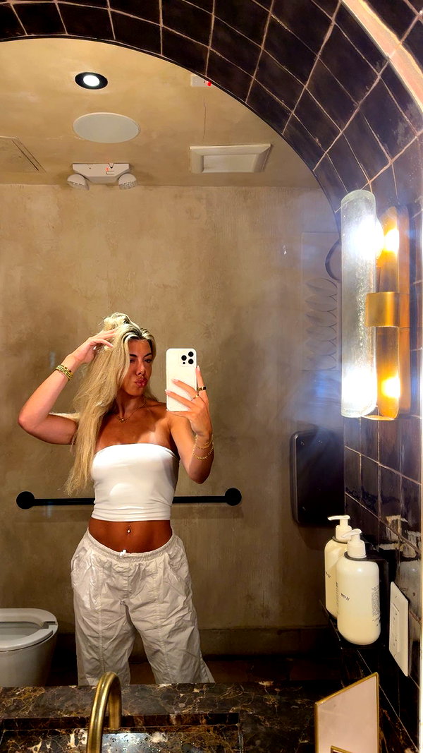 bellarenaldii snapchat image archive image