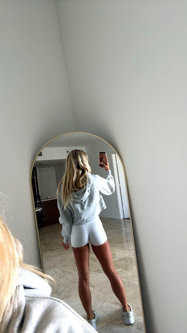 bellarenaldii snapchat image archive image