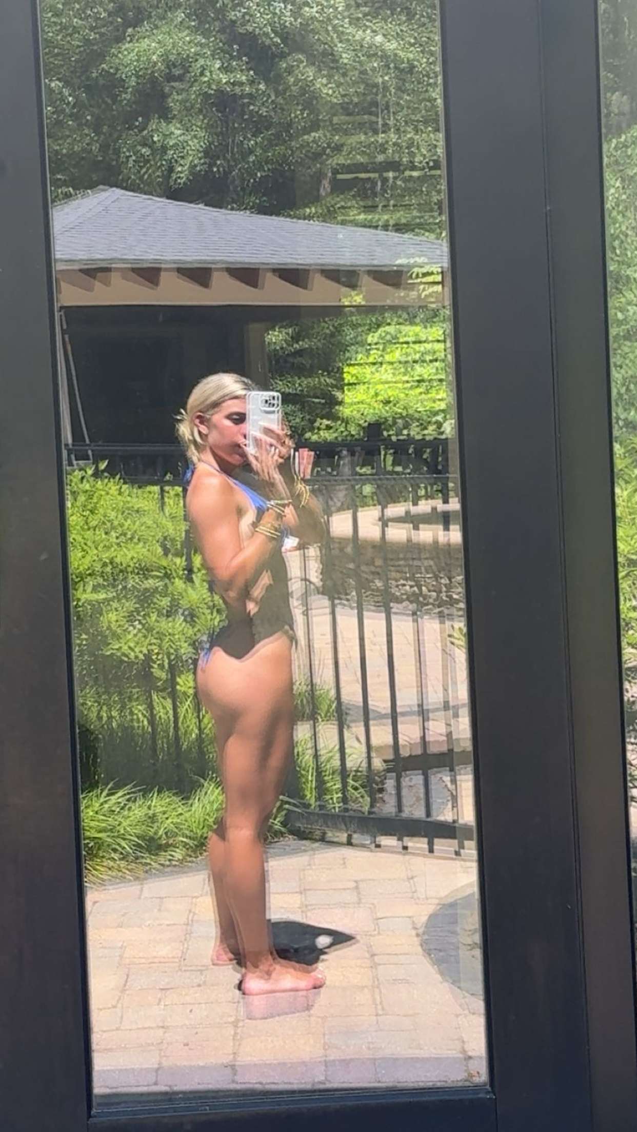 bellarenaldii snapchat image archive image