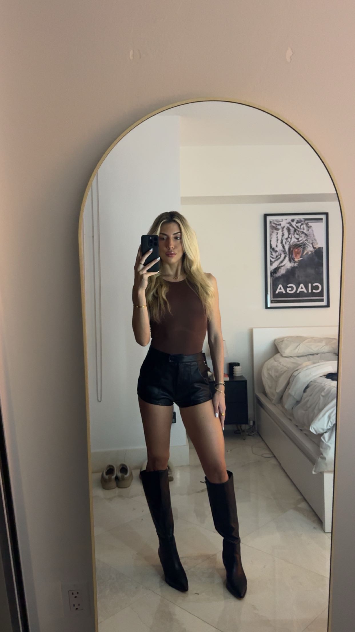 bellarenaldii snapchat image archive image