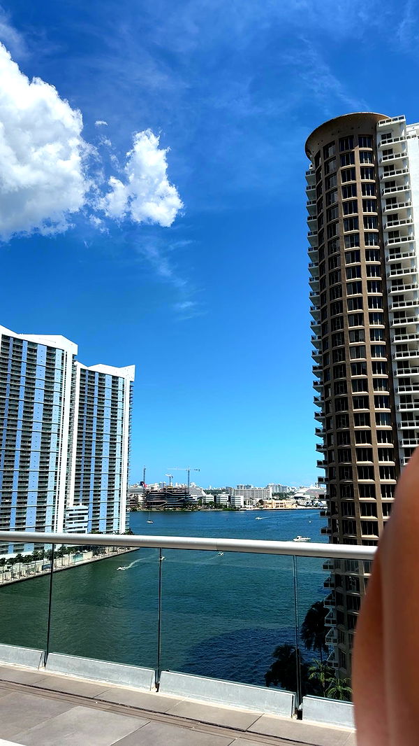 bellarenaldii image ~ Altpins