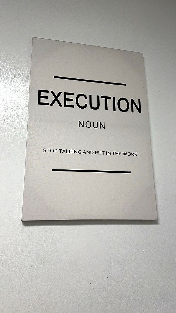 bellarenaldii image ~ Altpins