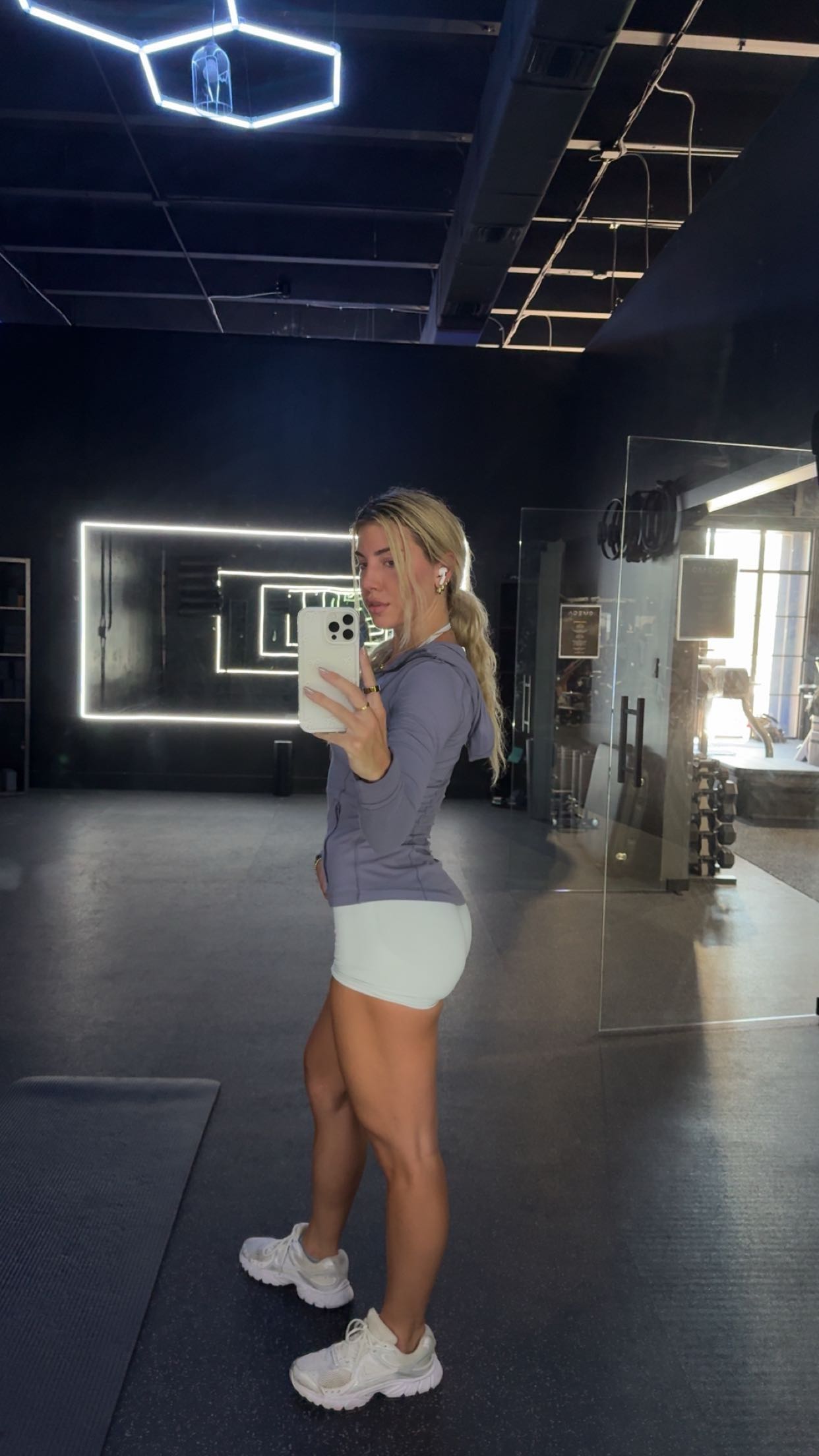 bellarenaldii snapchat image archive image