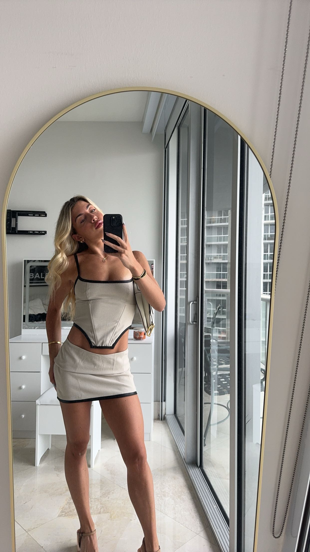 bellarenaldii snapchat image archive image