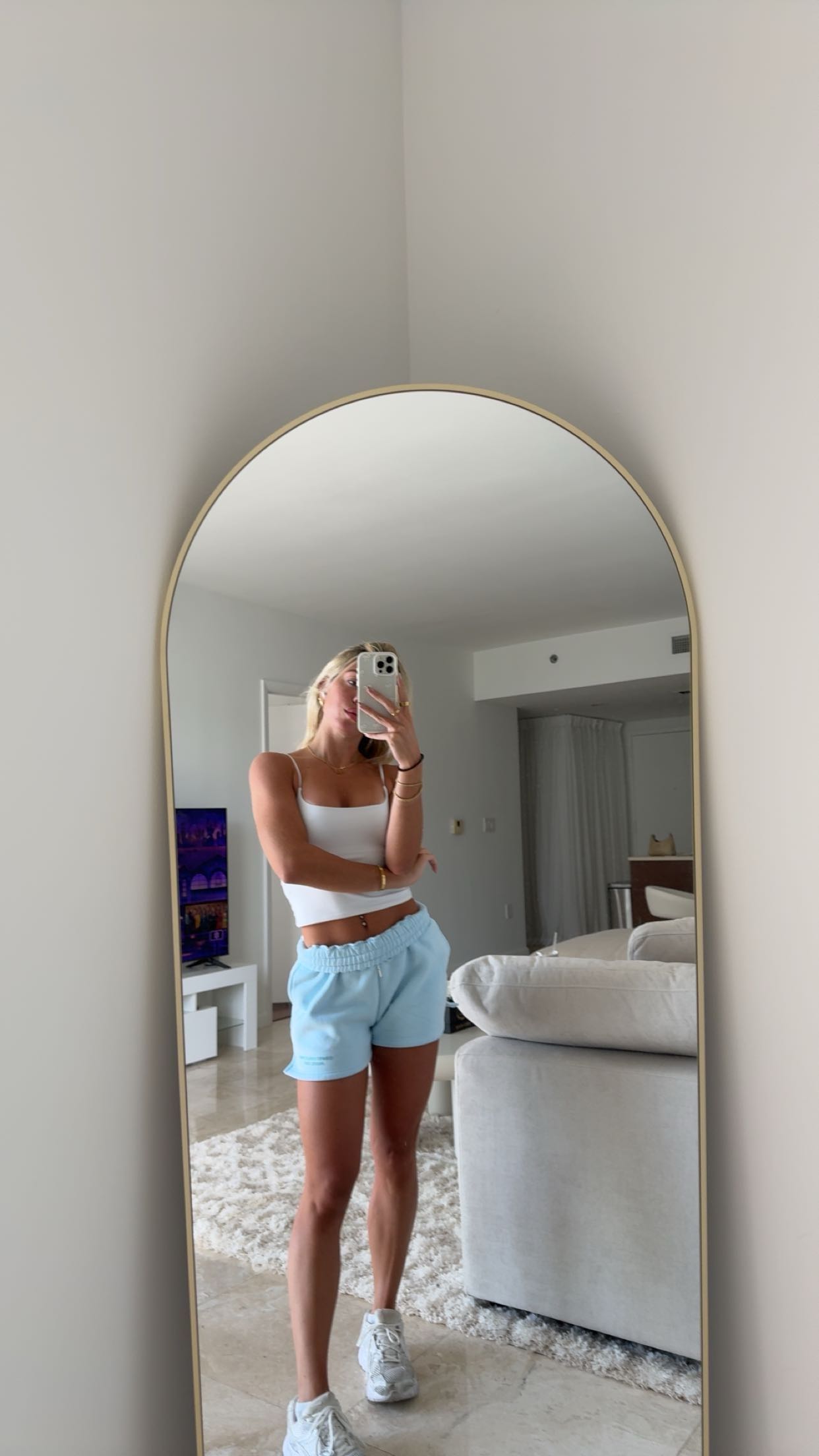 bellarenaldii snapchat image archive image