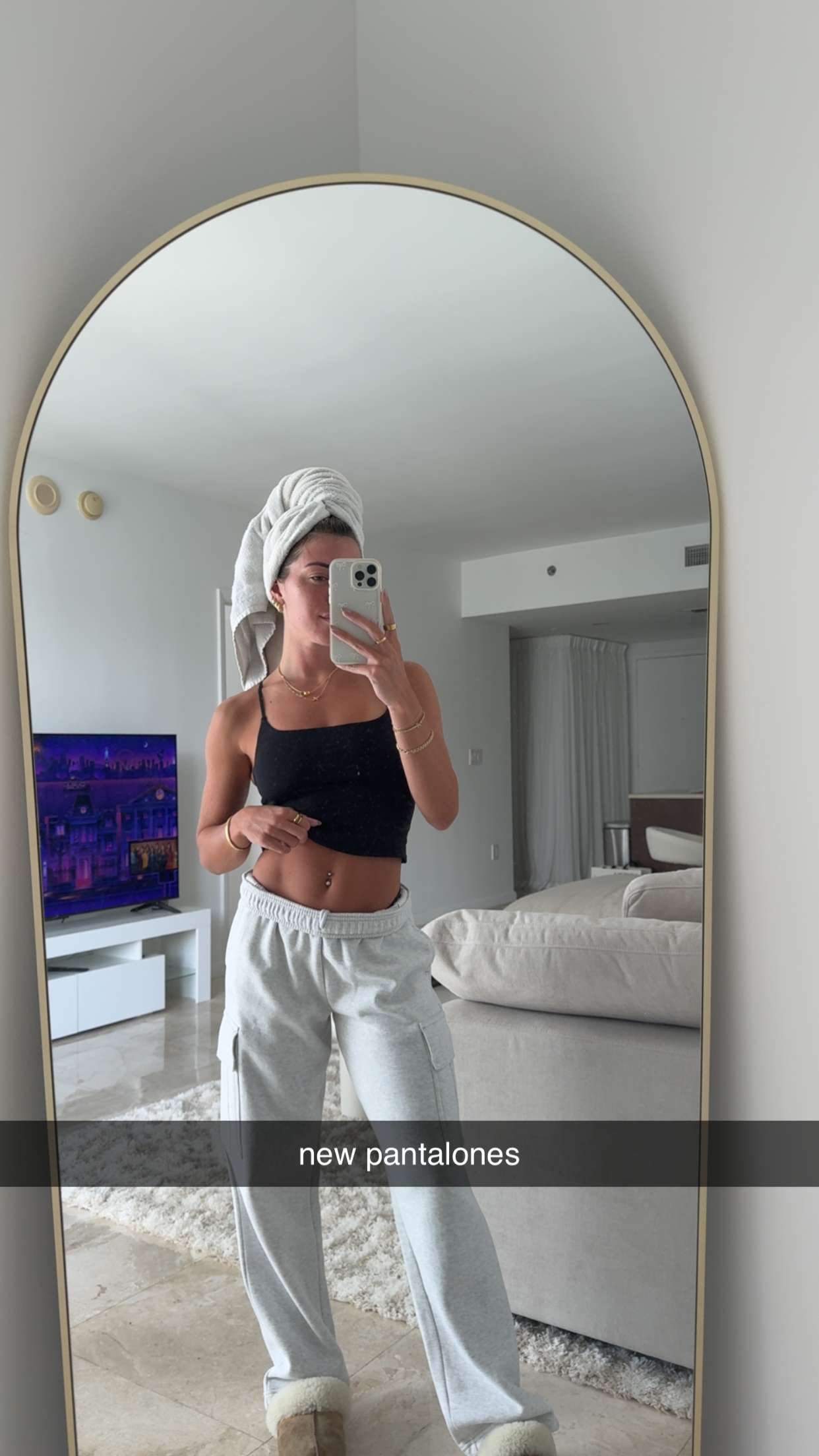 bellarenaldii snapchat image archive image