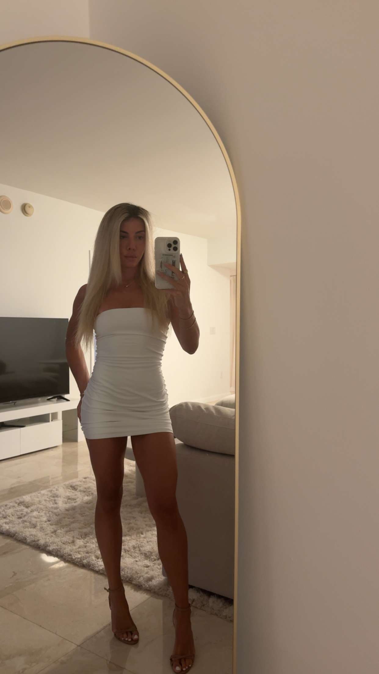 bellarenaldii snapchat image archive image