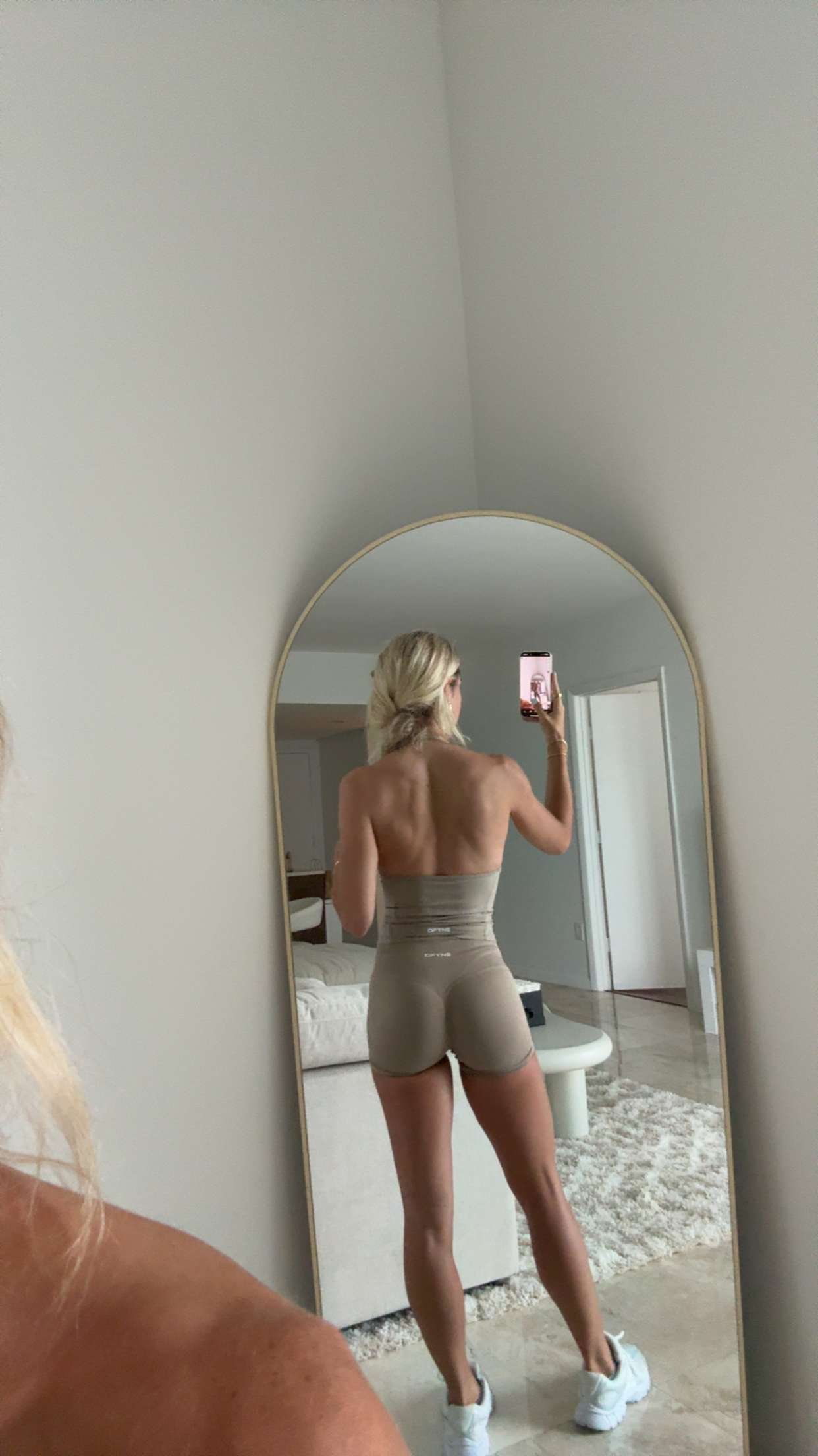 bellarenaldii snapchat image archive image