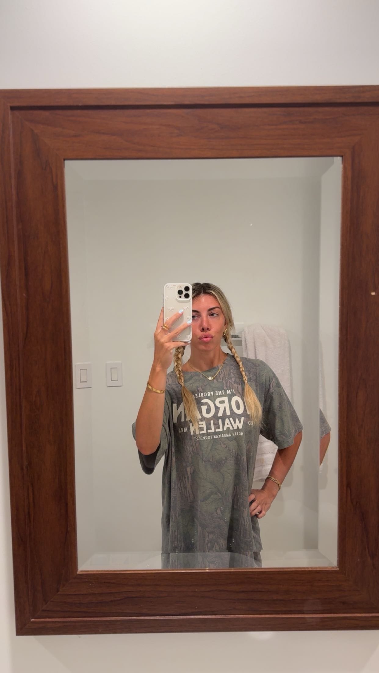 bellarenaldii snapchat image archive image