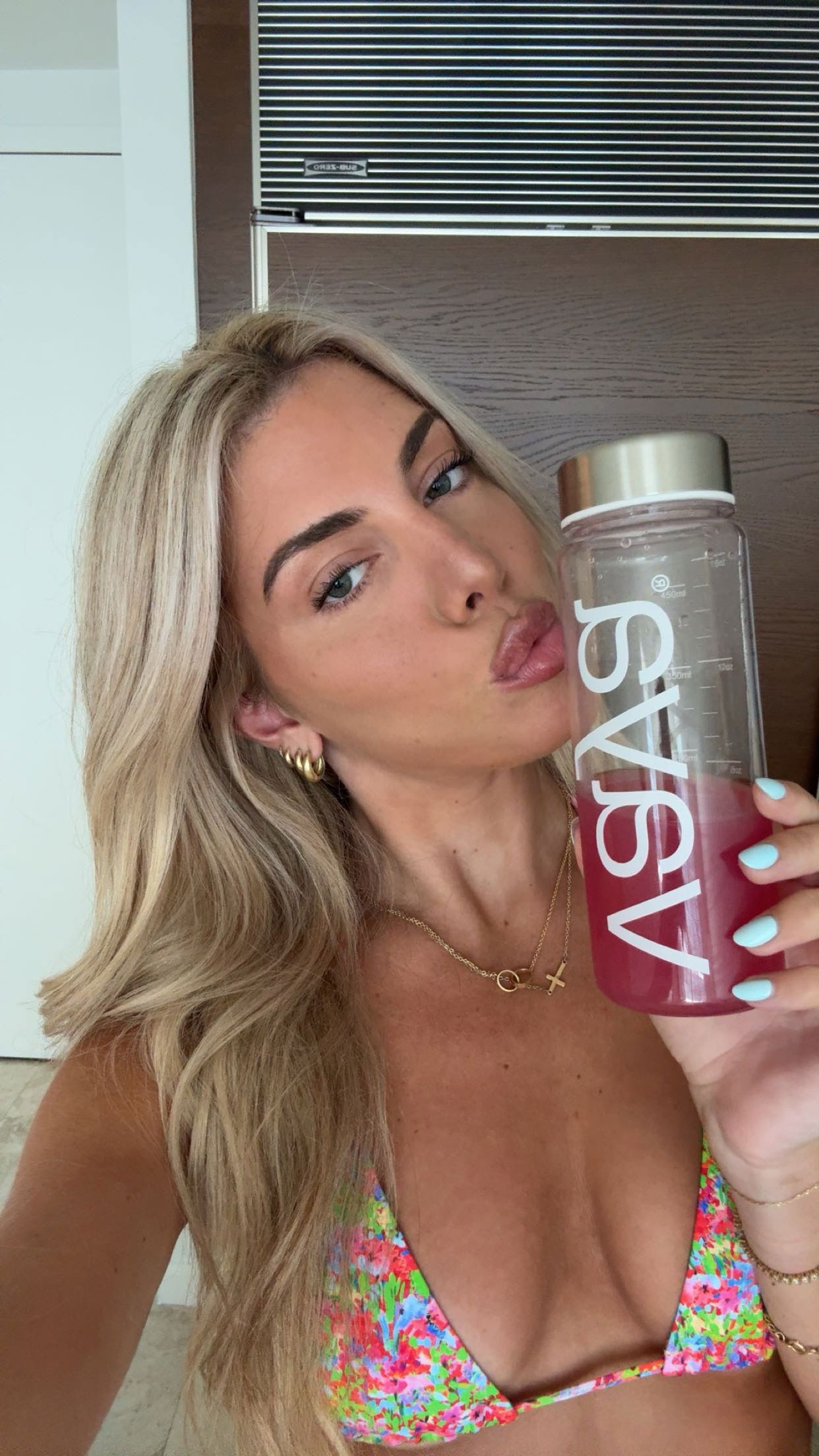 bellarenaldii snapchat image archive image