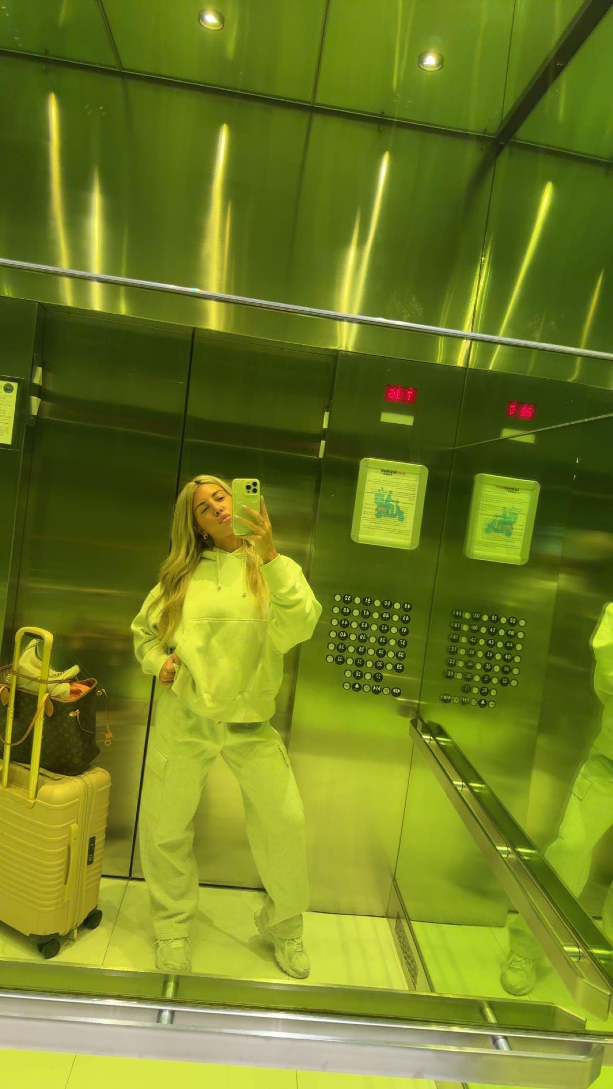 bellarenaldii snapchat image archive image