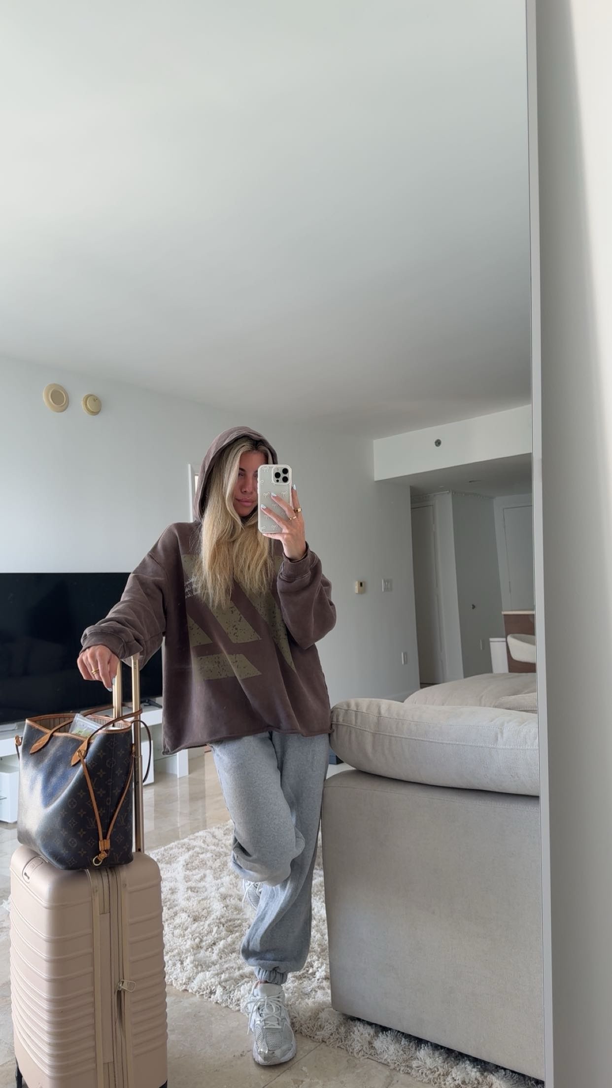 bellarenaldii snapchat image archive image