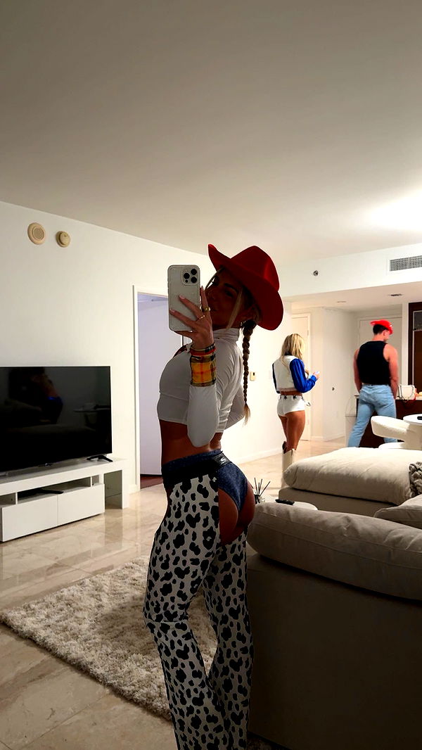 bellarenaldii image ~ Altpins