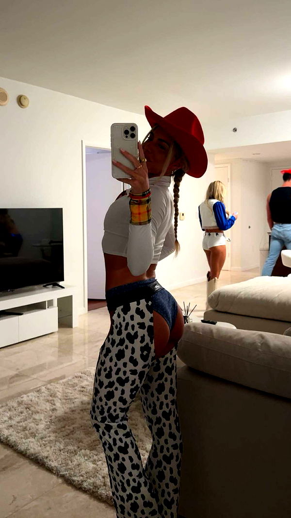 bellarenaldii image ~ Altpins