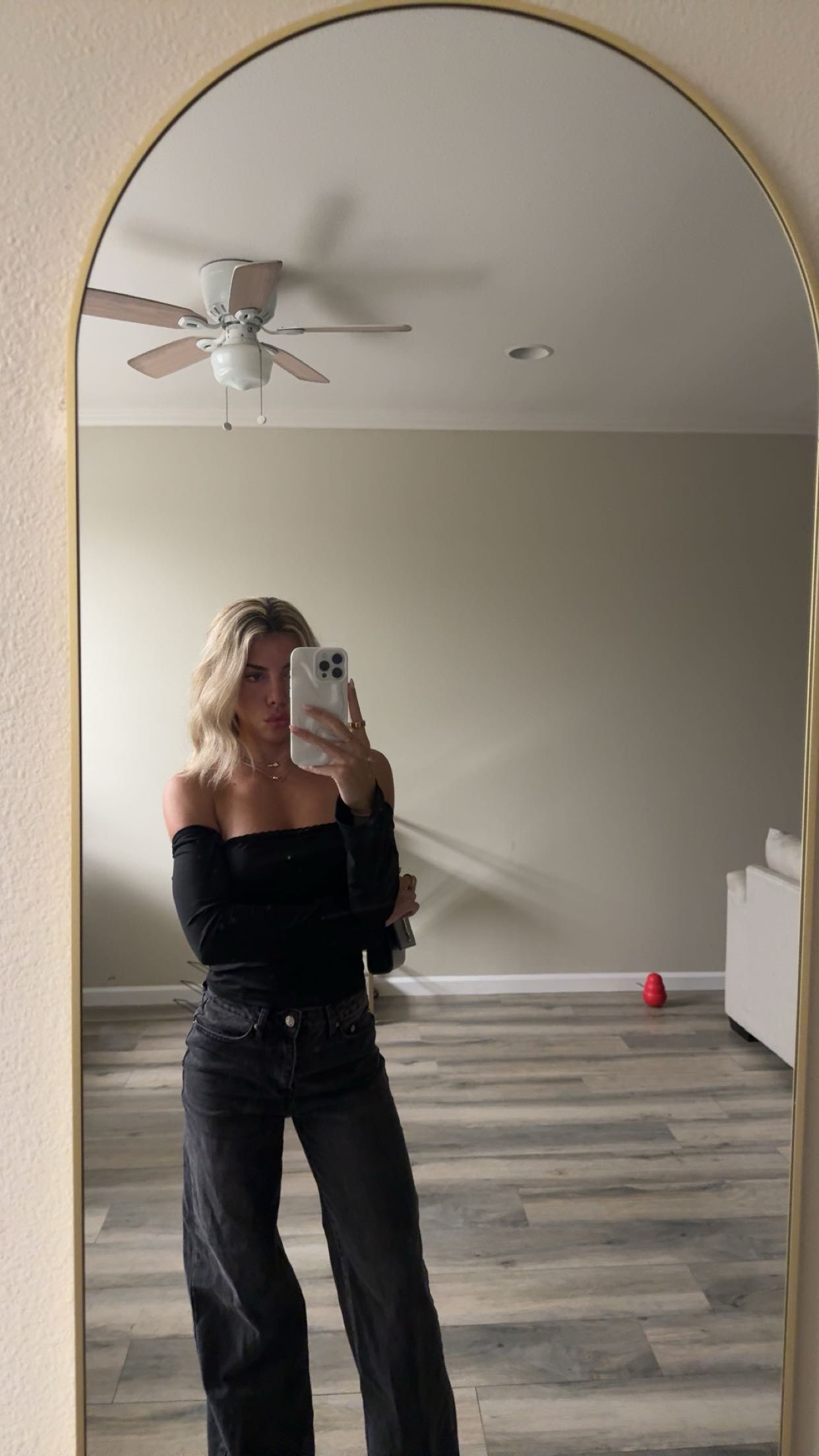 bellarenaldii snapchat image archive image