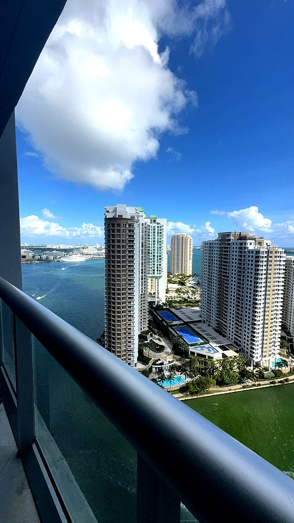 bellarenaldii image ~ Altpins