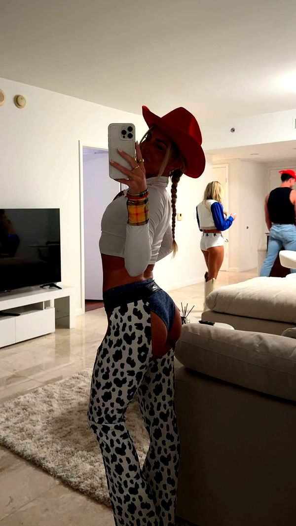 bellarenaldii image ~ Altpins