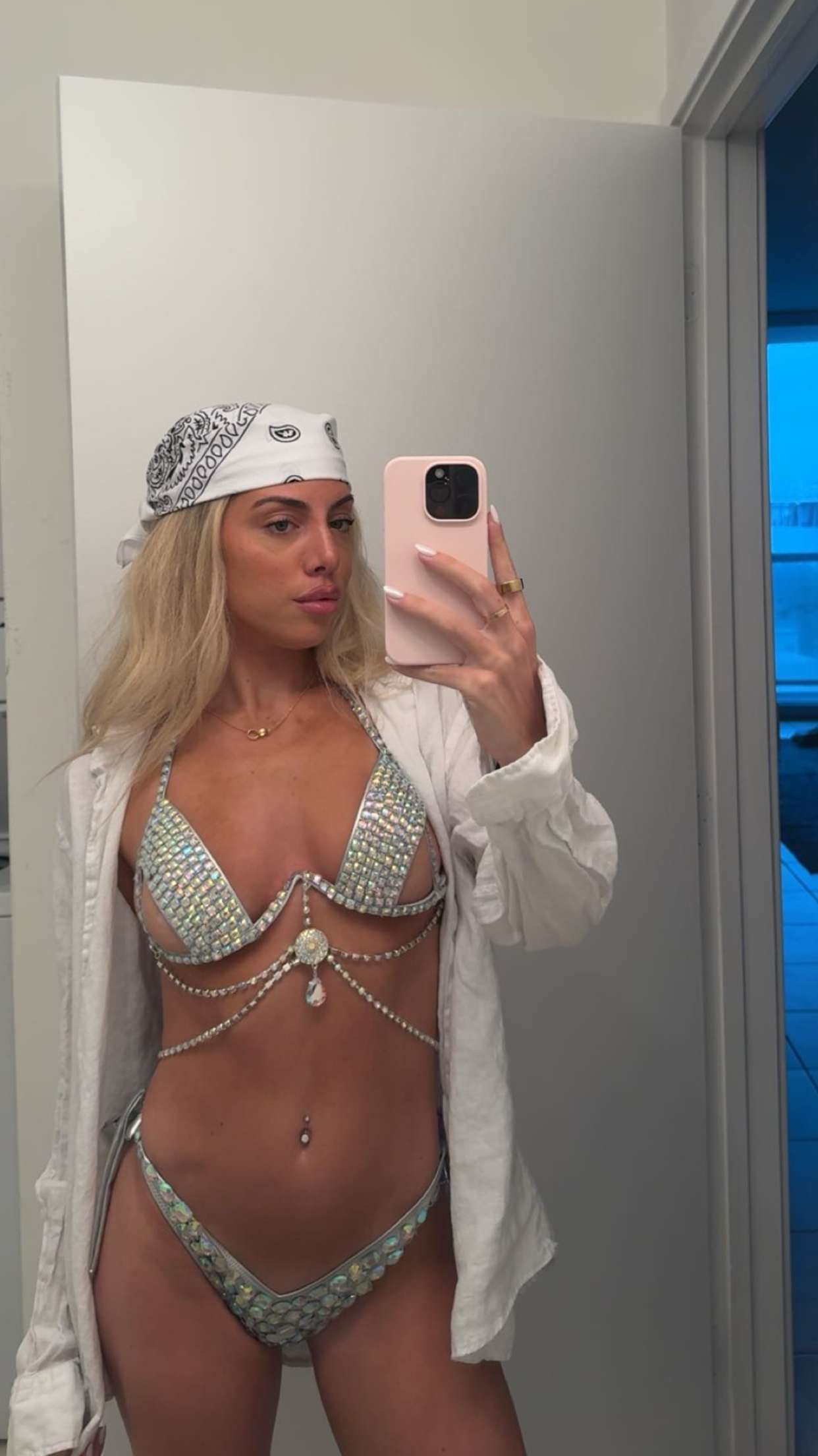 bellarenaldii snapchat image archive image