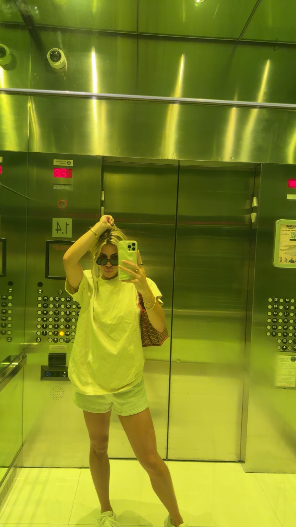 bellarenaldii snapchat image archive image