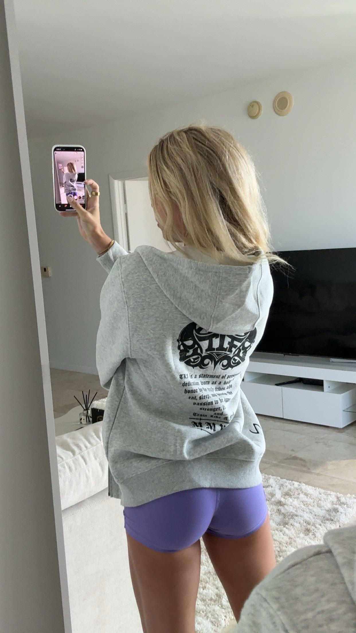 bellarenaldii snapchat image archive image