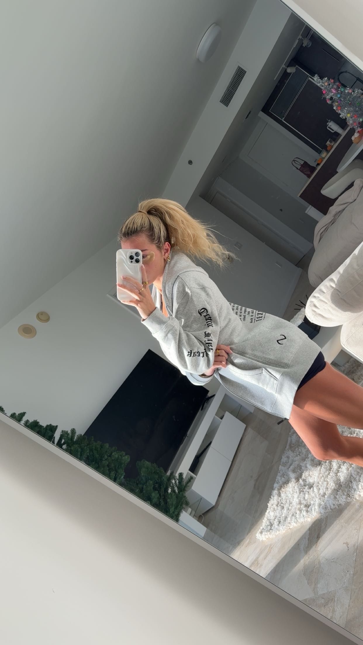 bellarenaldii snapchat image archive image