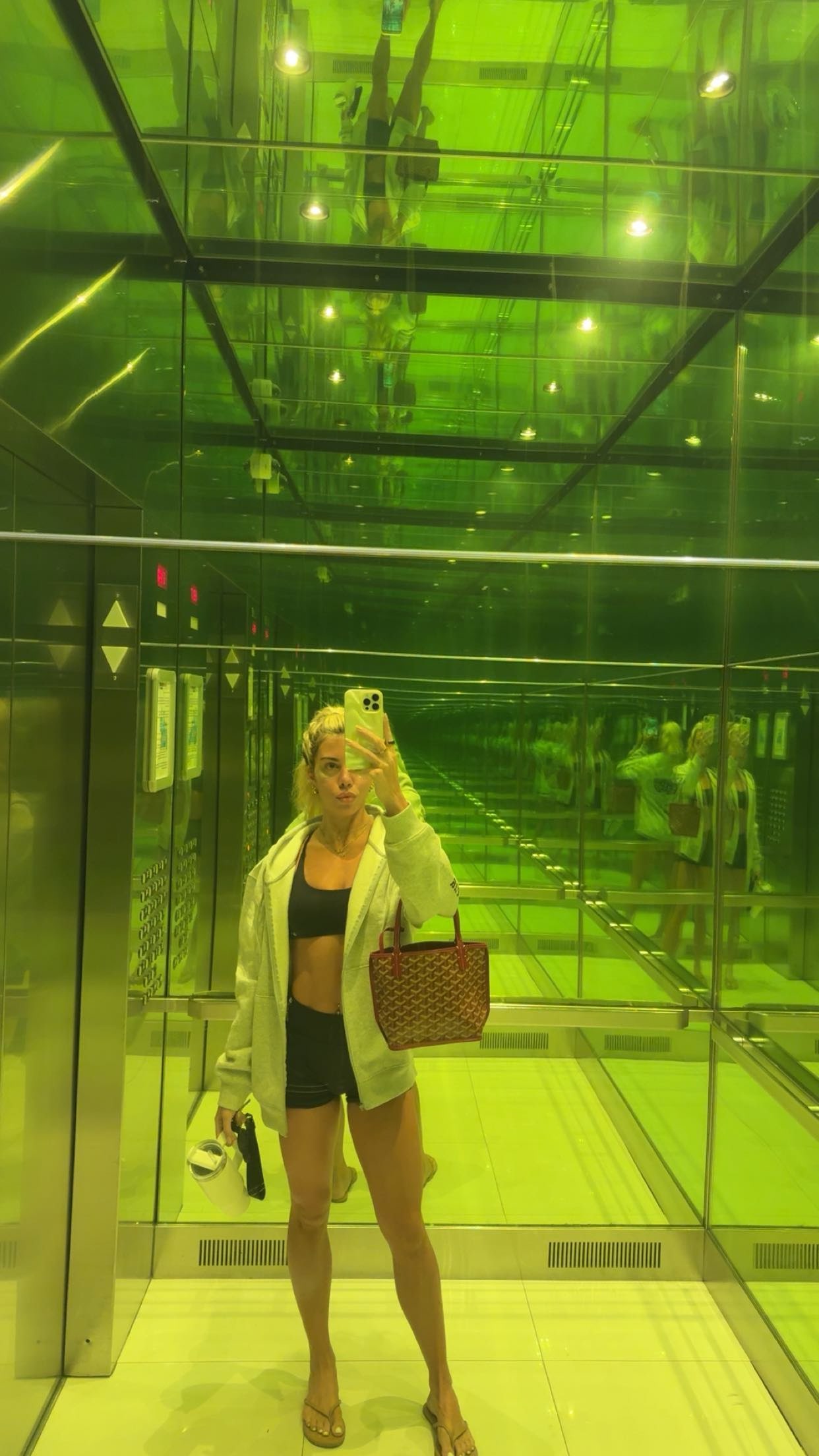 bellarenaldii snapchat image archive image