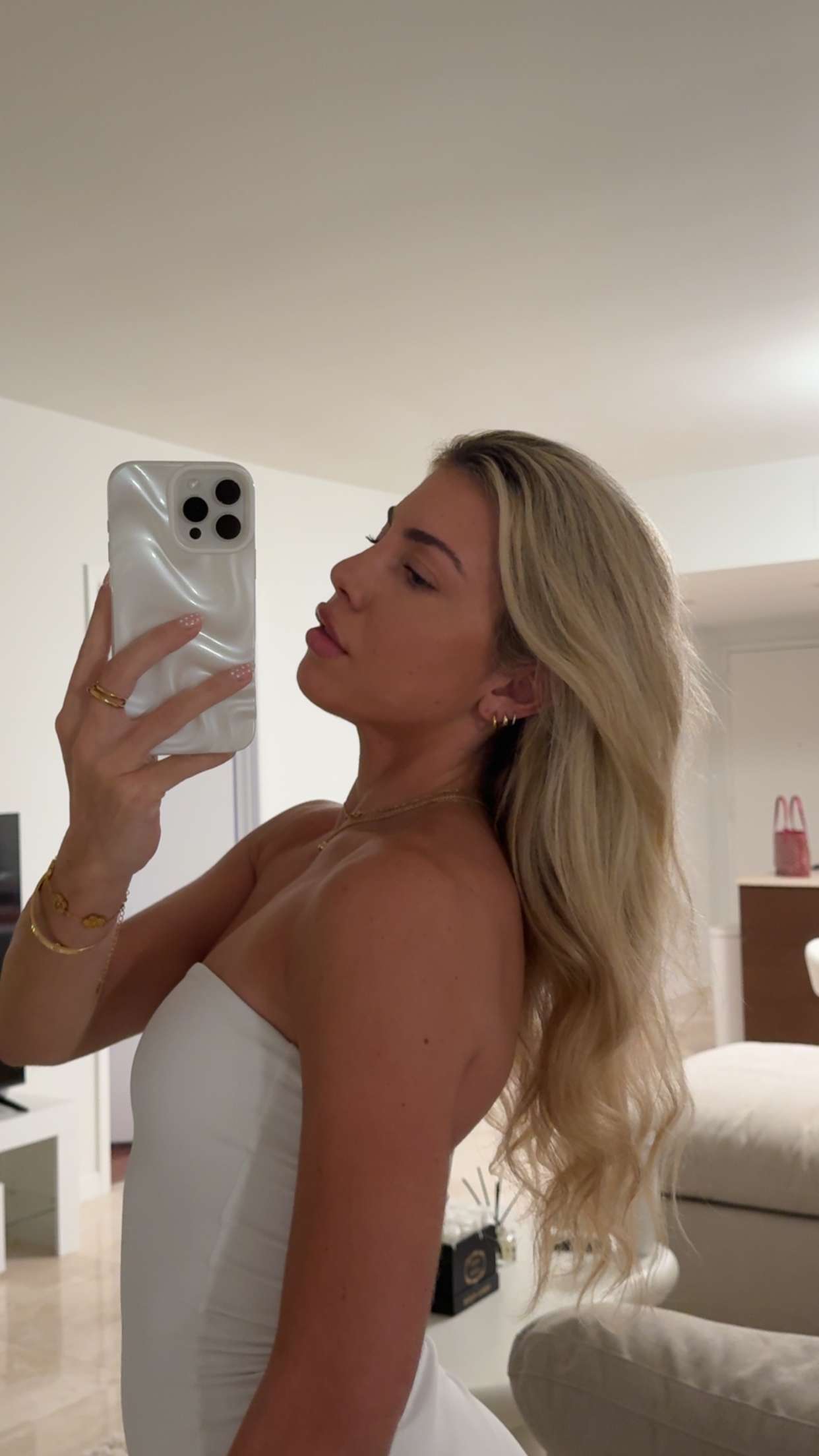 bellarenaldii snapchat image archive image