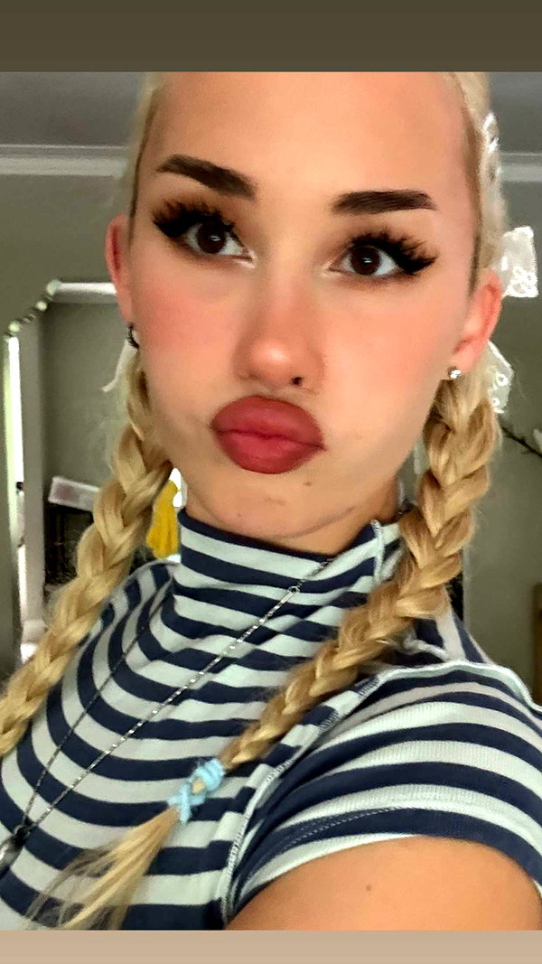 bludnymph snapchat image archive image