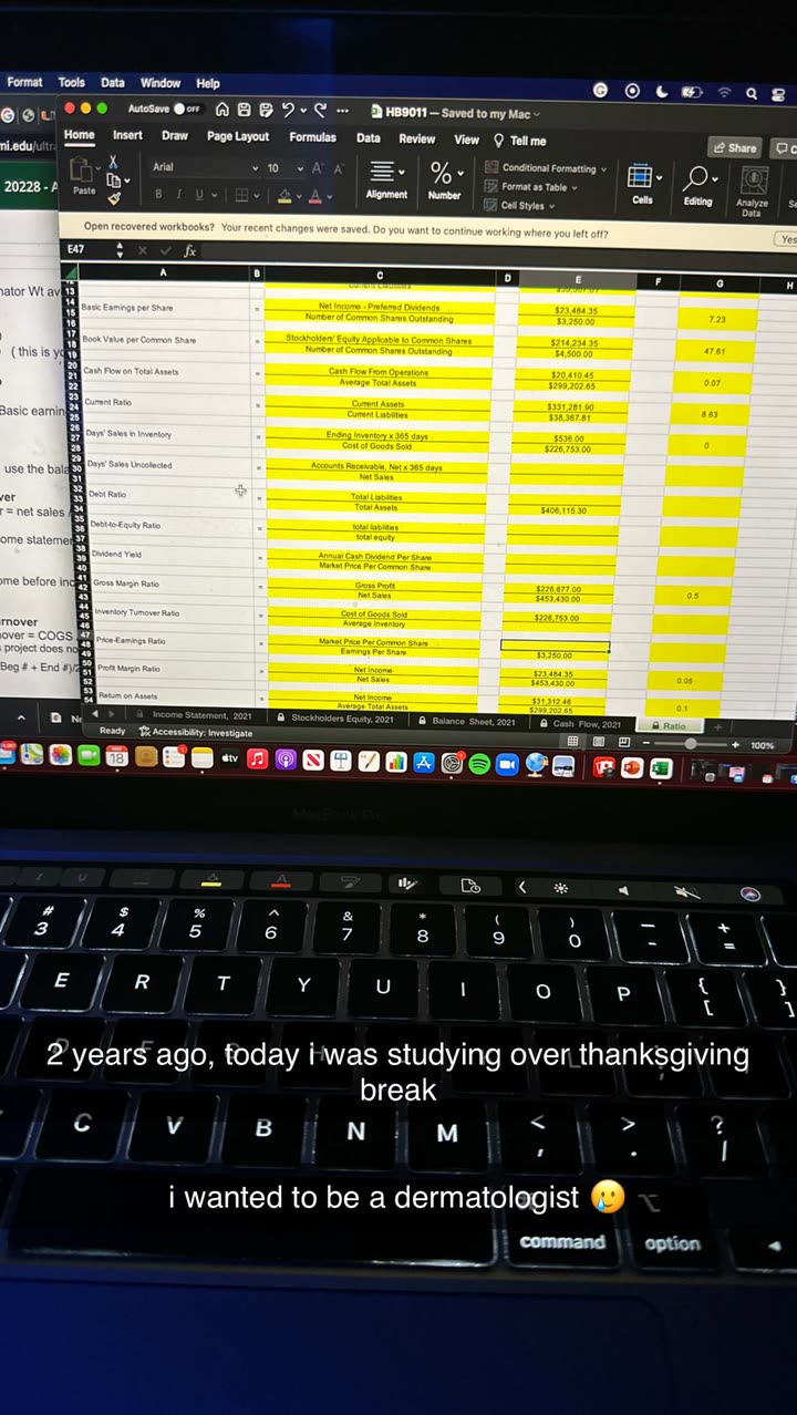 breckiehill snapchat image archive image