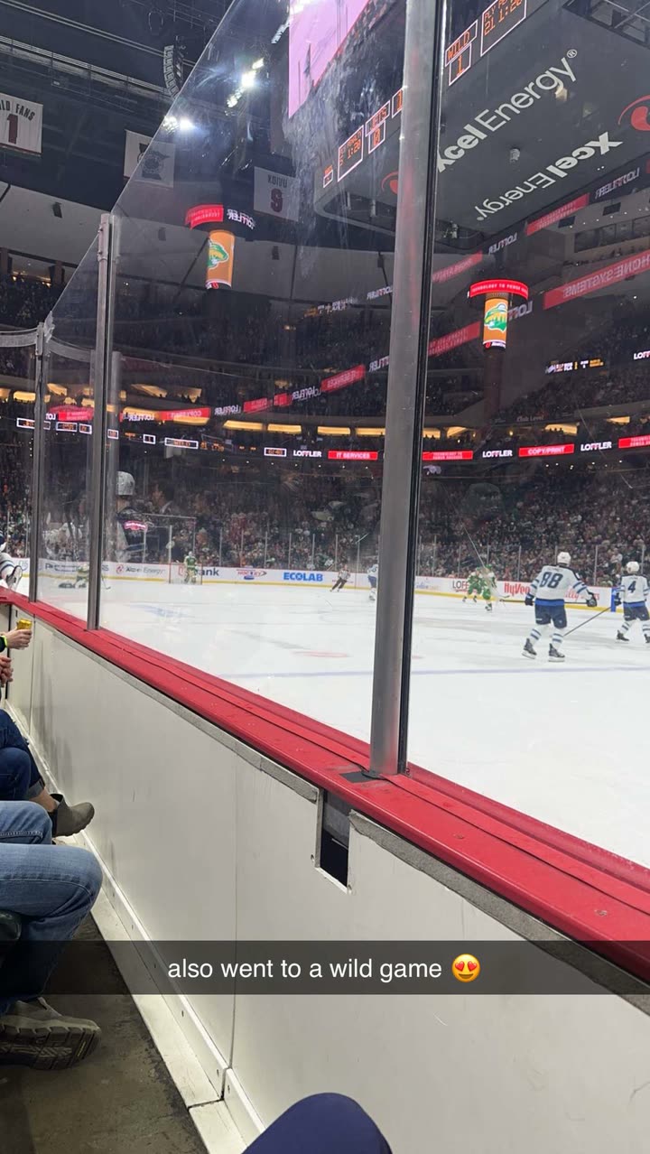 breckiehill snapchat image archive image