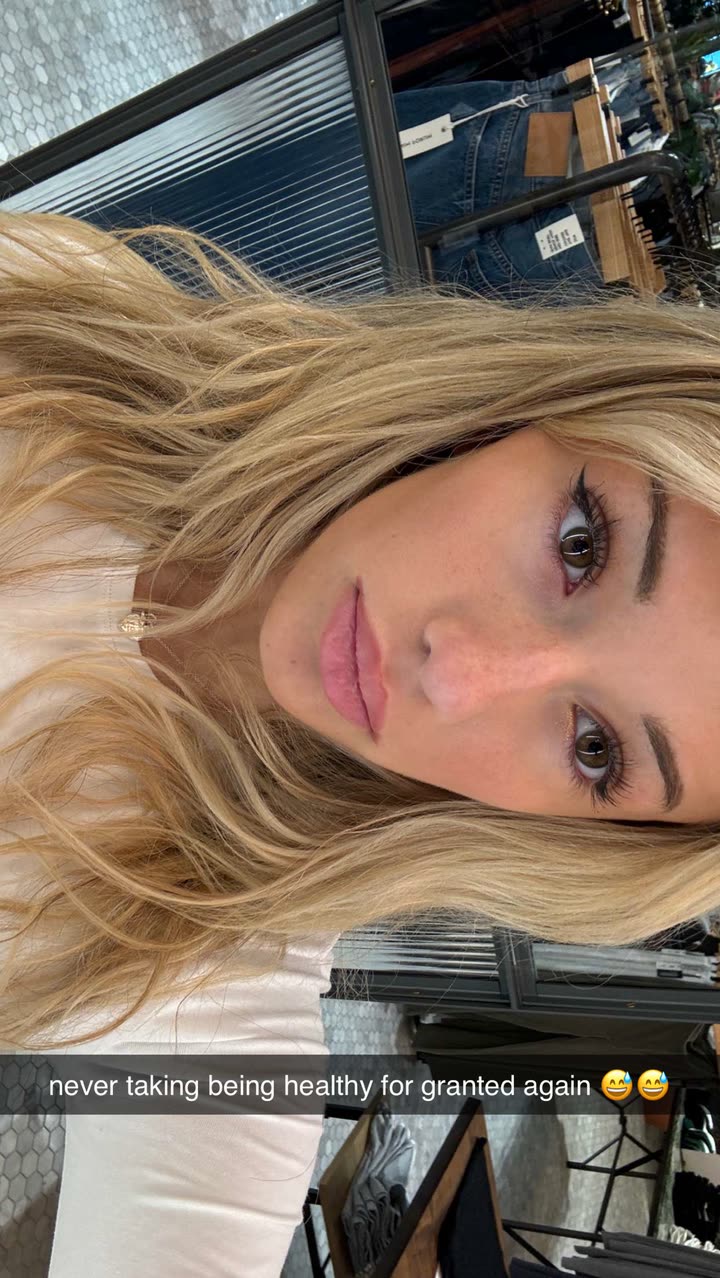 breckiehill snapchat image archive image