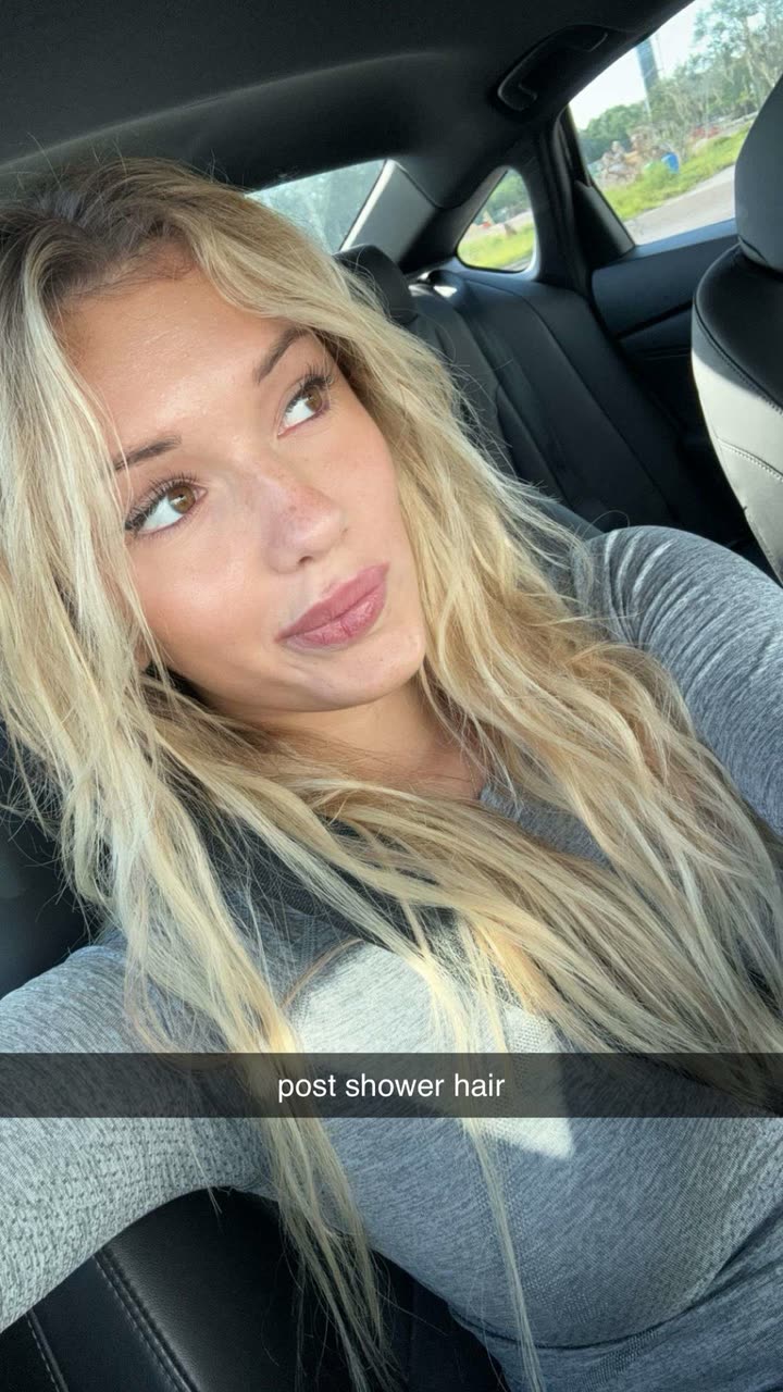 breckiehill snapchat image archive image