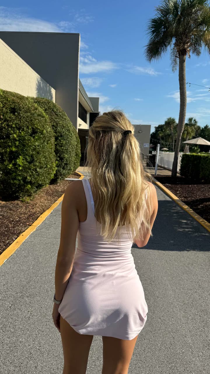 breckiehill snapchat image archive image