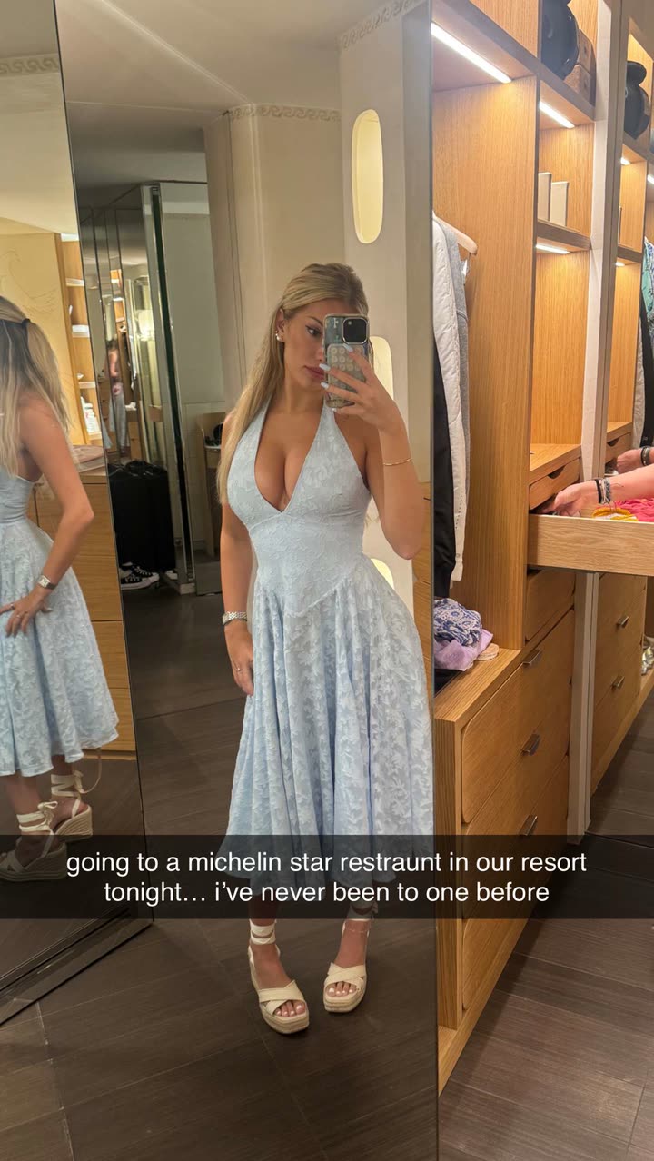 breckiehill snapchat image archive image