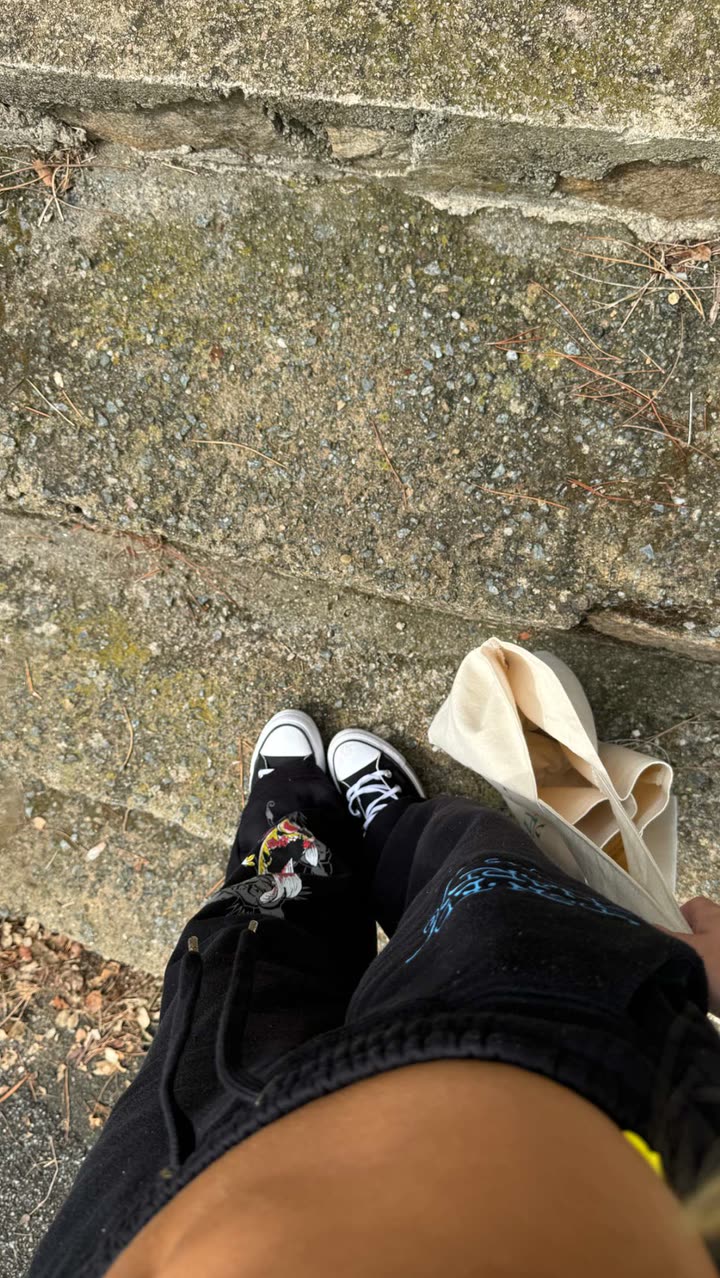 breckiehill snapchat image archive image