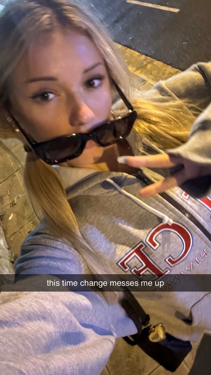 breckiehill snapchat image archive image