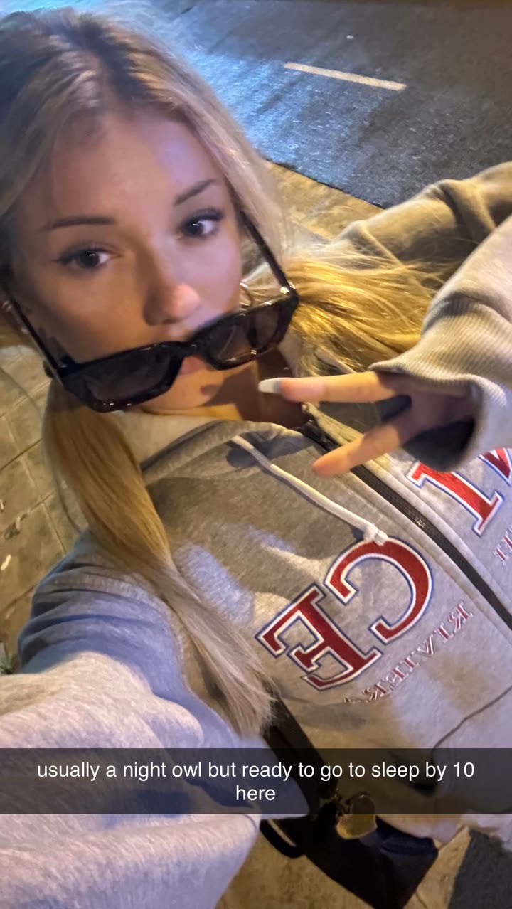 breckiehill snapchat image archive image