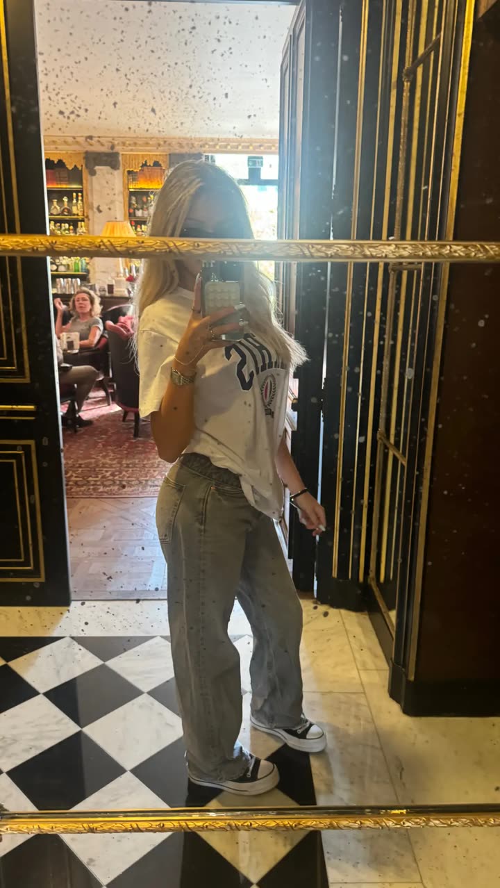 breckiehill snapchat image archive image